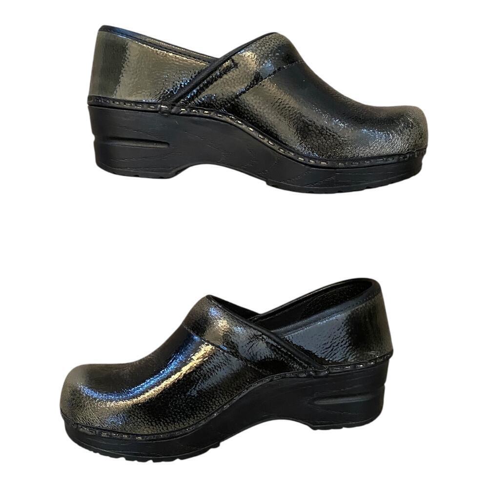 Sanita Professional Olive Green Speckled Patent Clogs EU 35 US 4 Work Nurse